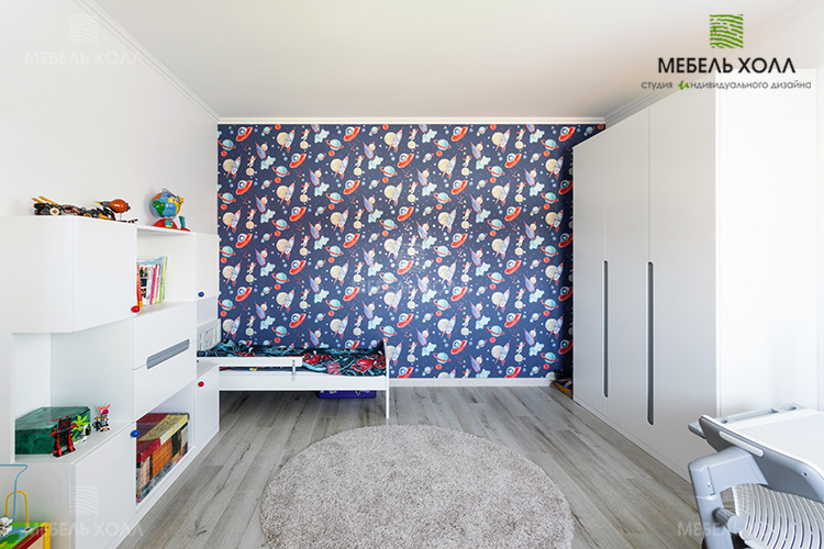 Мебель для детской: модульный шкаф для одежды и комод, выполнены из матового МДФ