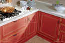 Классическая красная кухня в современном стиле из фрезерованного МДФ.