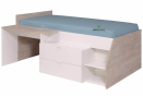 Мультифункциональная и практичная кровать имеет лестницу, два выдвижных ящика на направляющих, свободное пространство внизу и небольшой столик