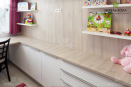 Мебель для детской комнаты выполнена из ДСП Cleaf и крашенного МДФ.